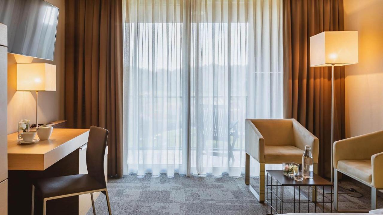 Standard Double or Twin Room Pool View