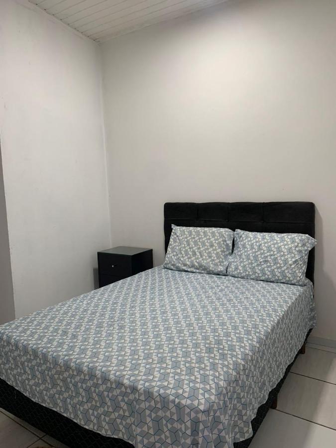 Quarto Econômico com Cama de Casal ou 2 de Solteiro
