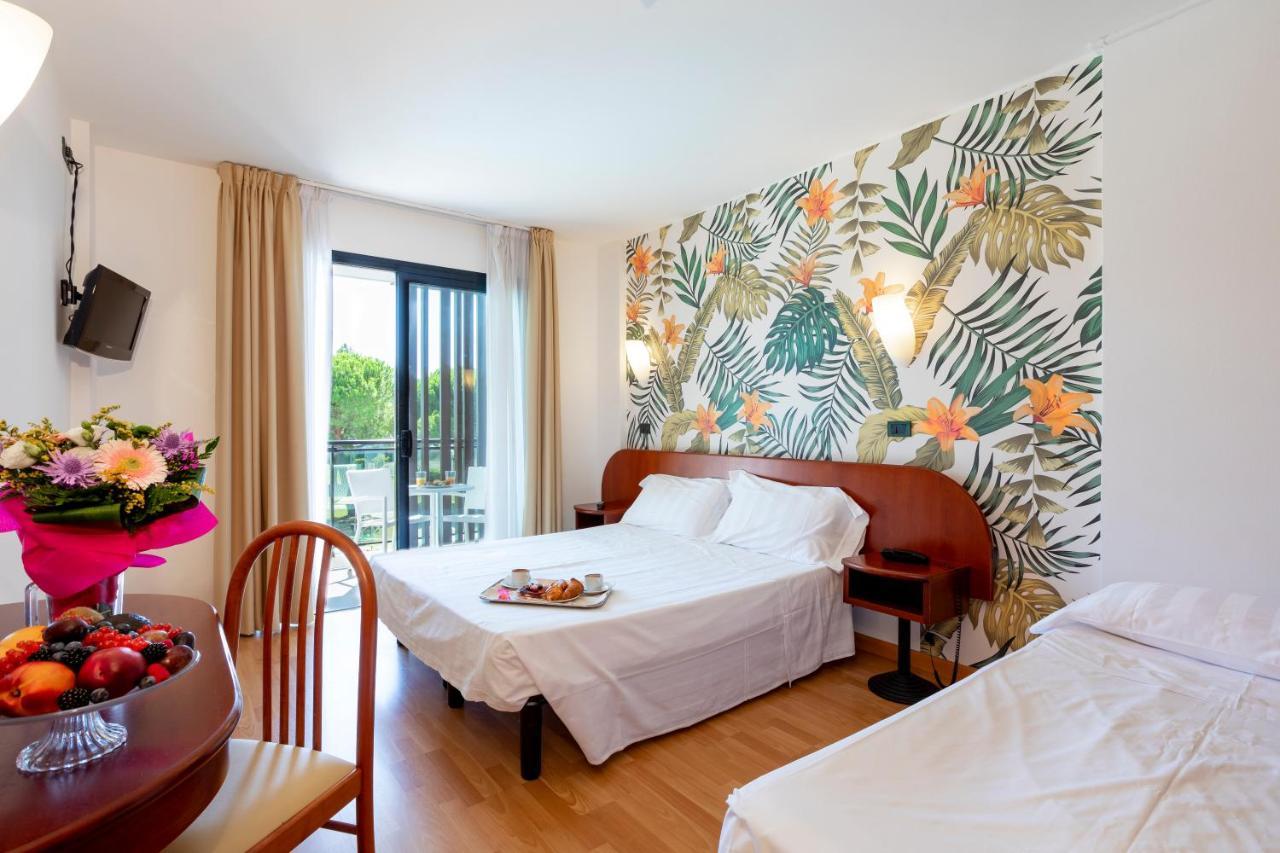 Dreibettzimmer mit Balkon