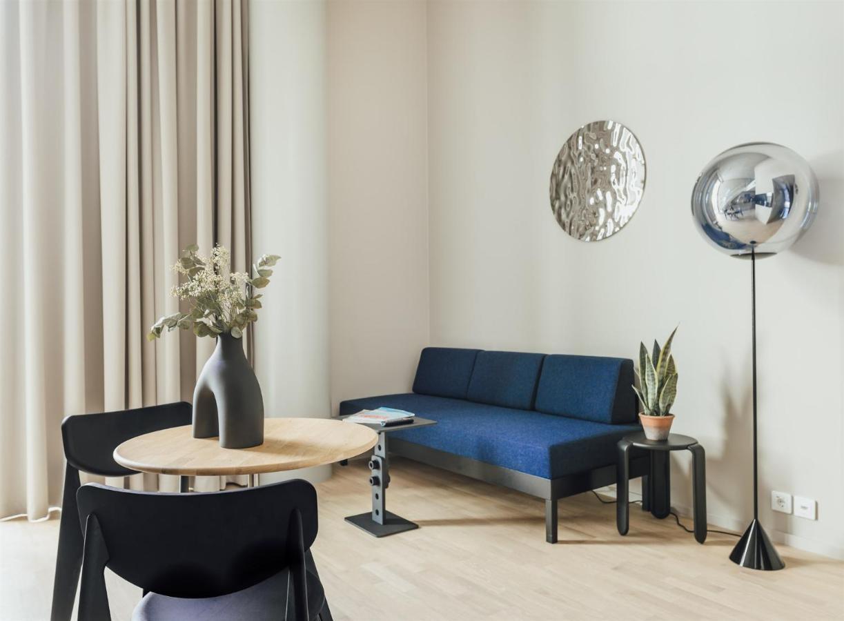 Executive Studio