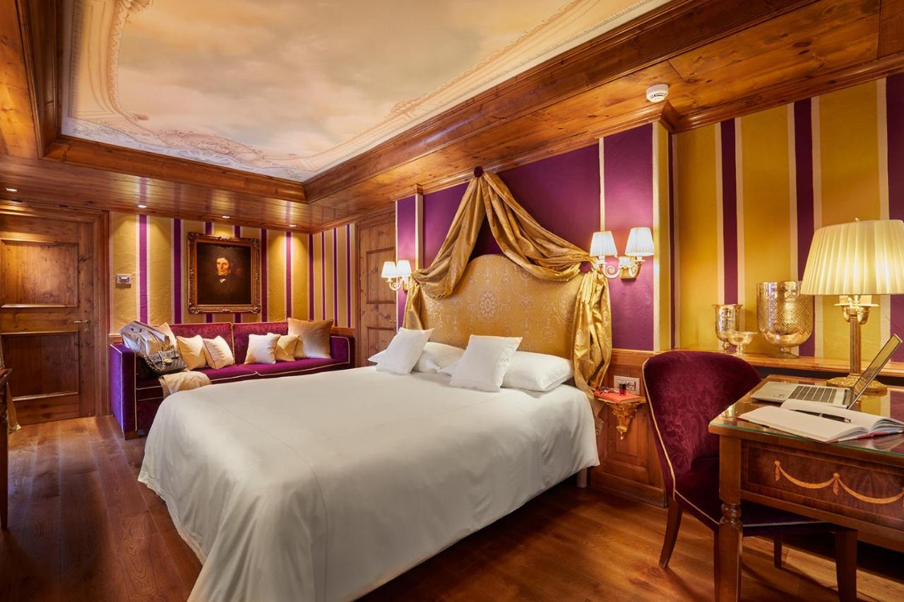 Romantic Double Room