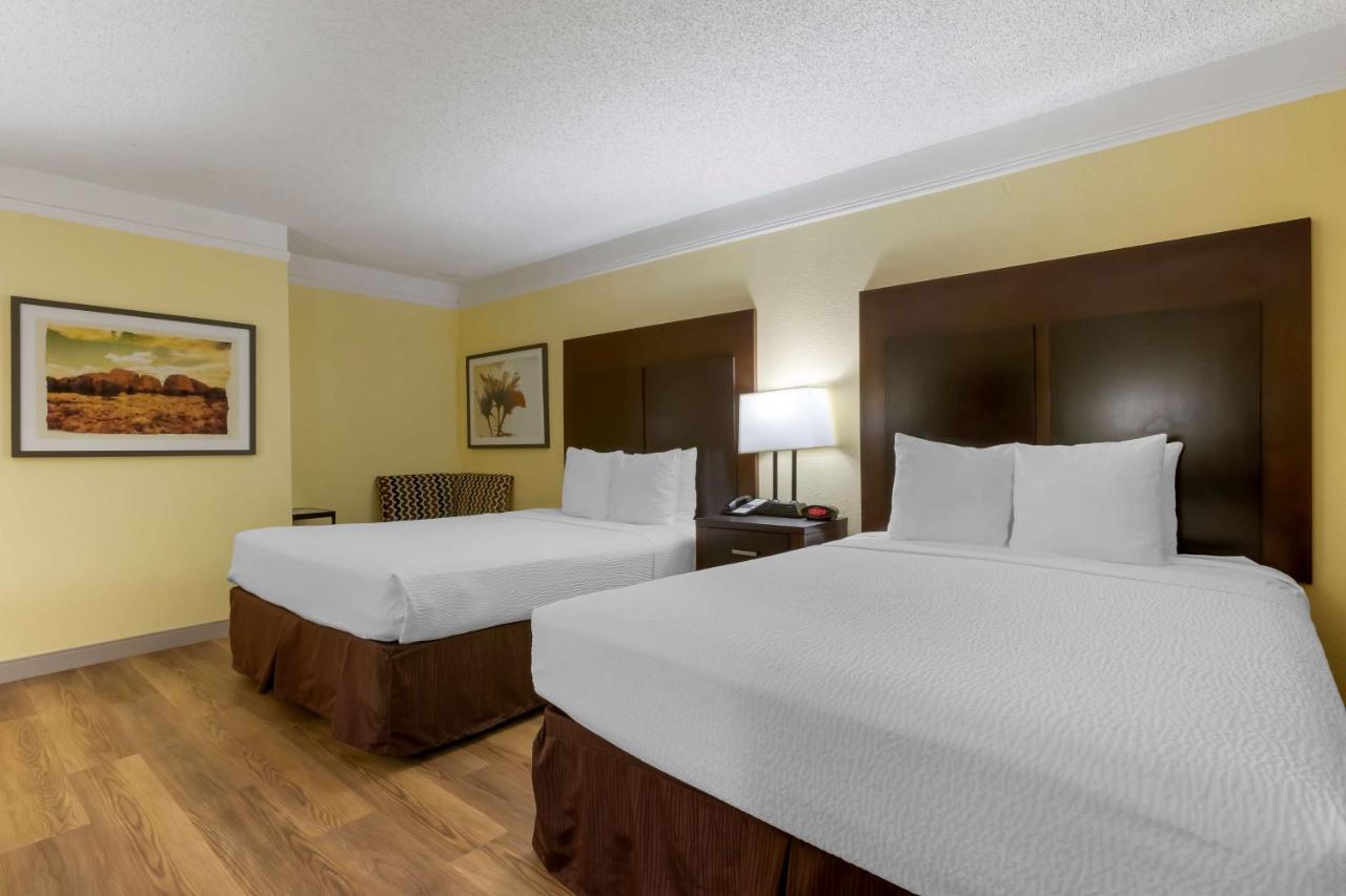 Queen Room with Two Queen Beds