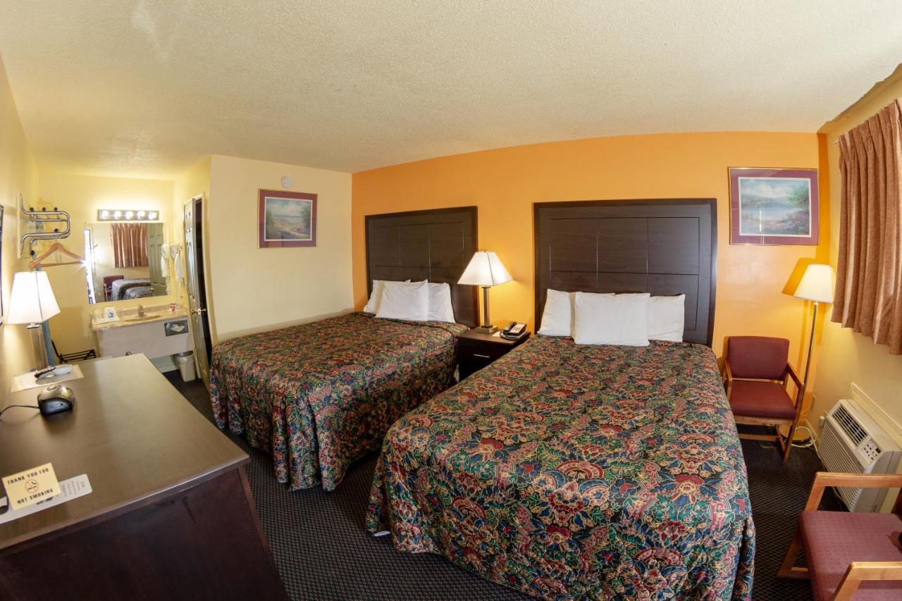 Double Room Two Double Beds Smoking