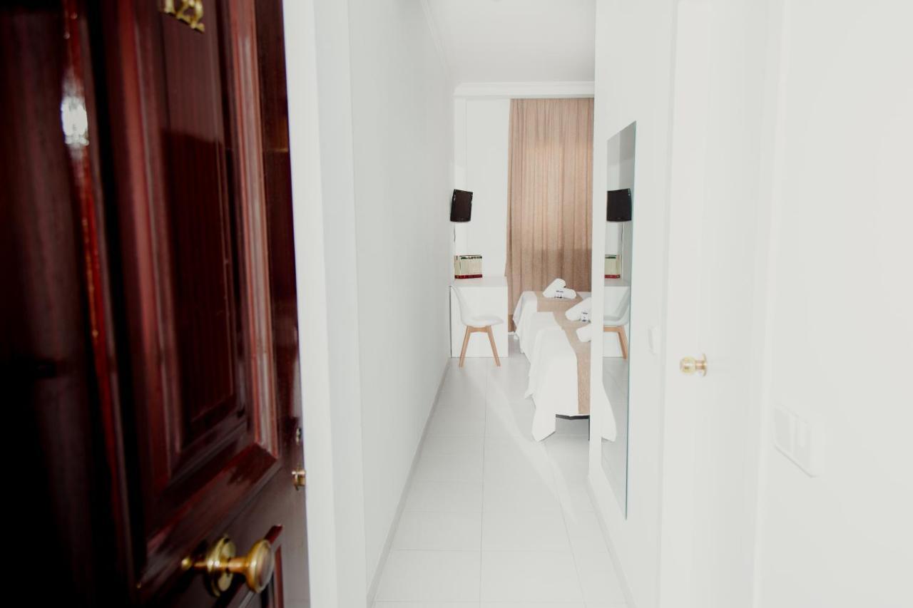 Double or Twin Room,1312949275:JPEG