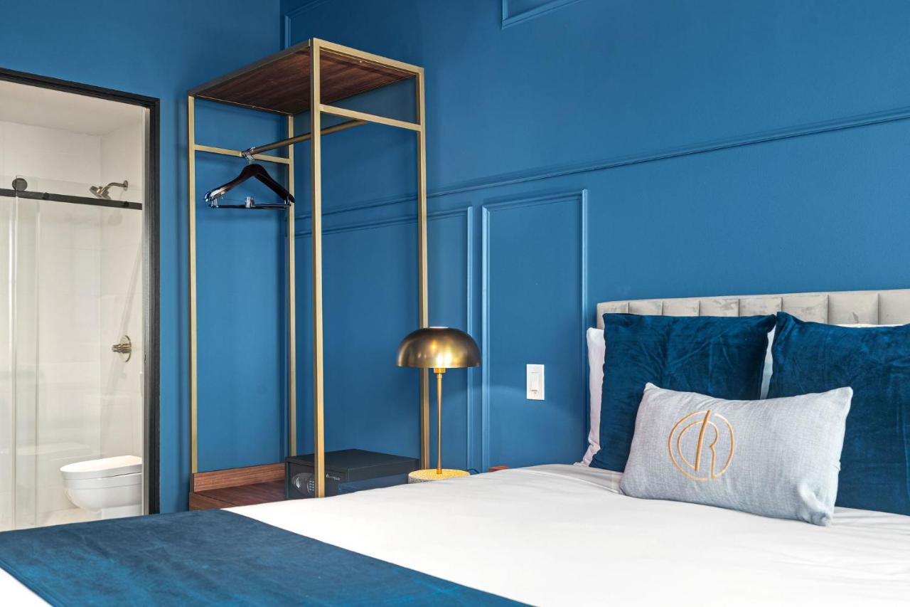 Miramar Jr Suite