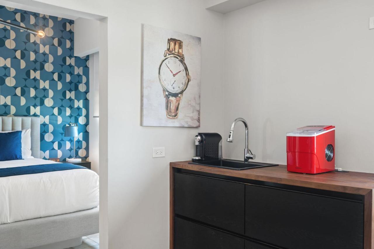 Miramar Jr Suite