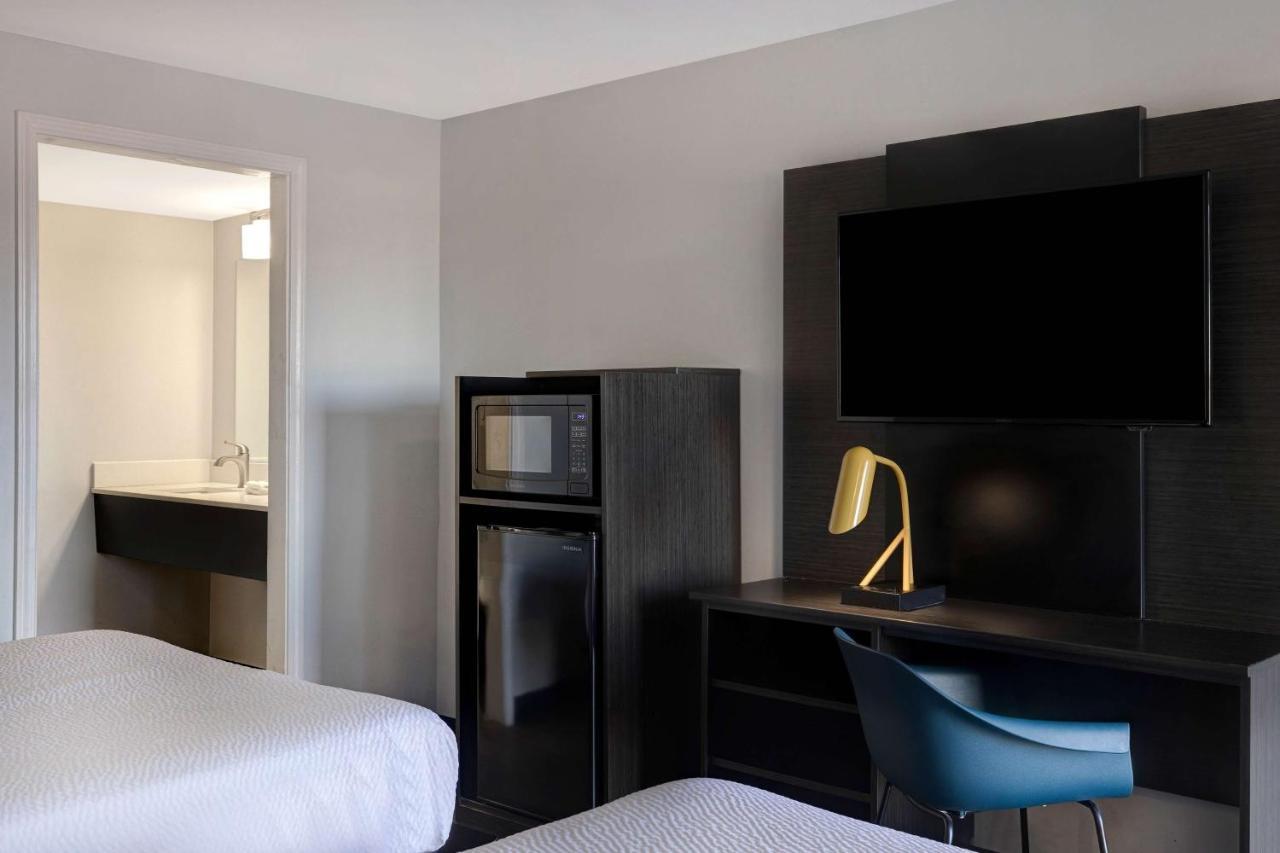 Classic Quadruple Room Non-Smoking