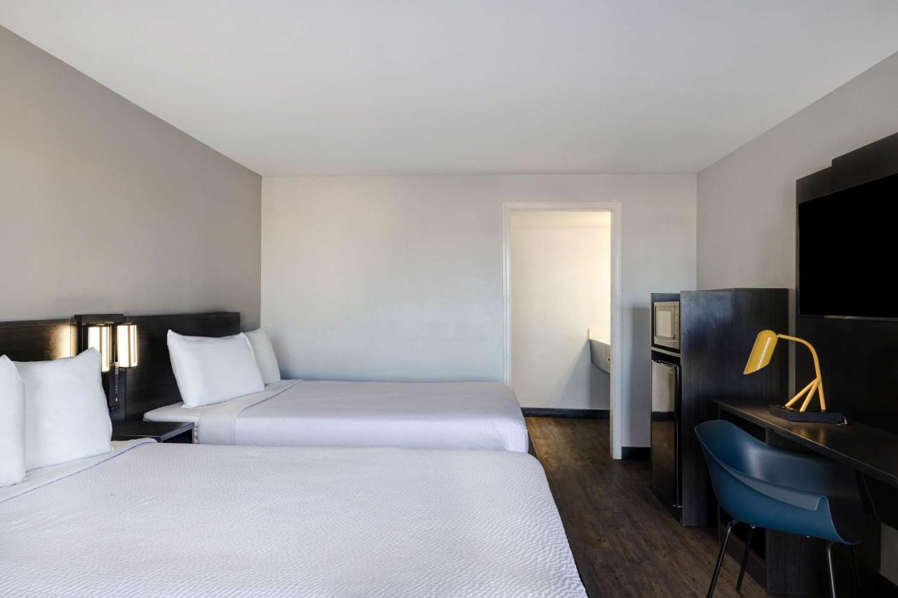 Classic Quadruple Room Non-Smoking