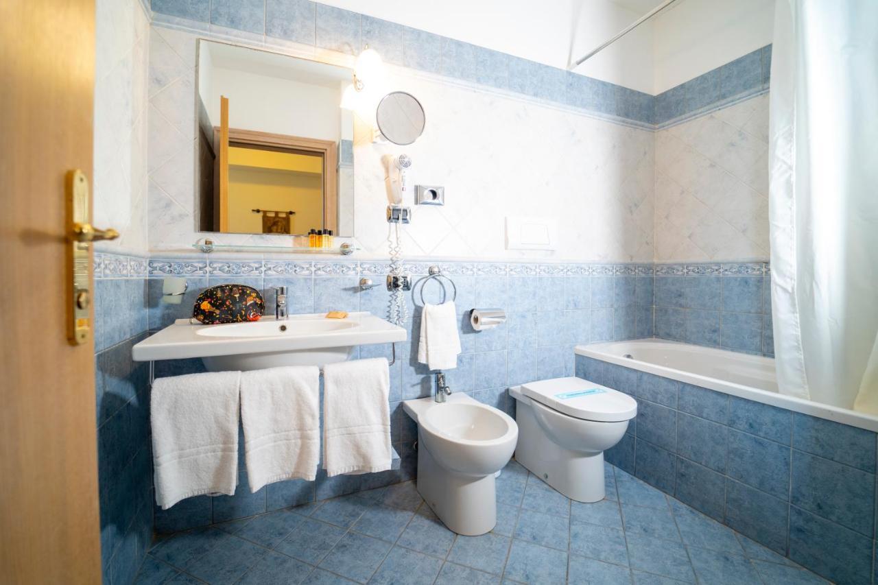 Standard Triple Room,1318583101:JPEG