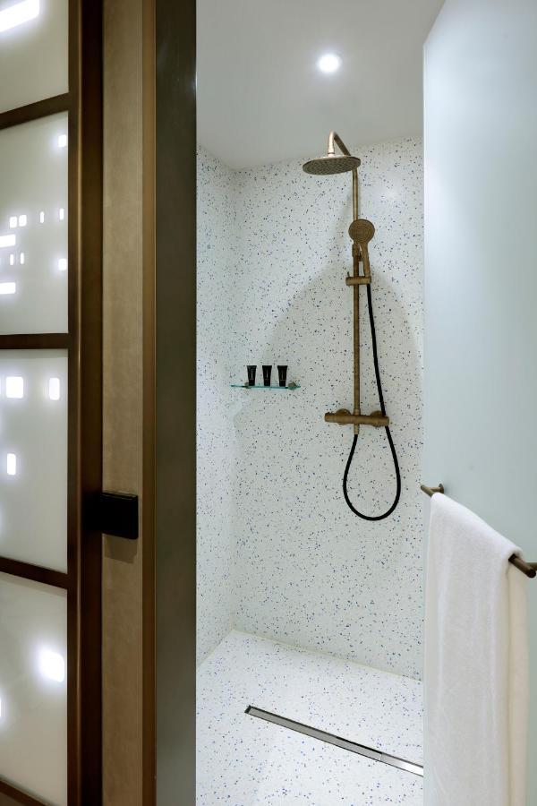 Suite Silver