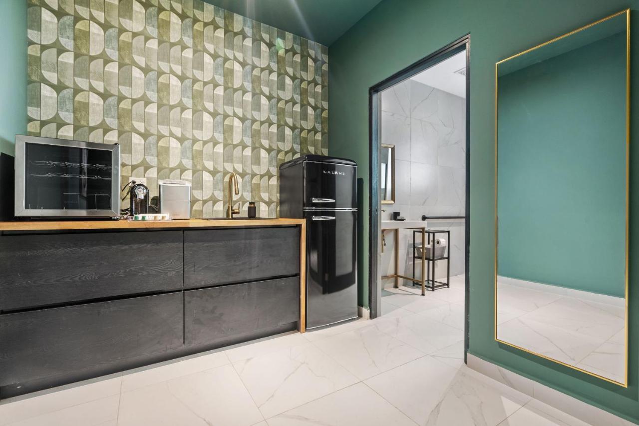 Miramar Suite