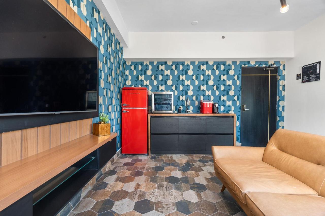 Miramar Jr Suite