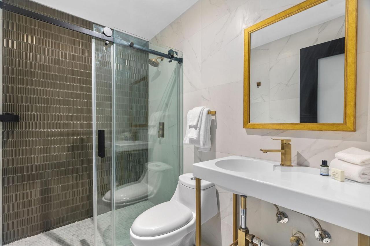 Miramar Executive Suite