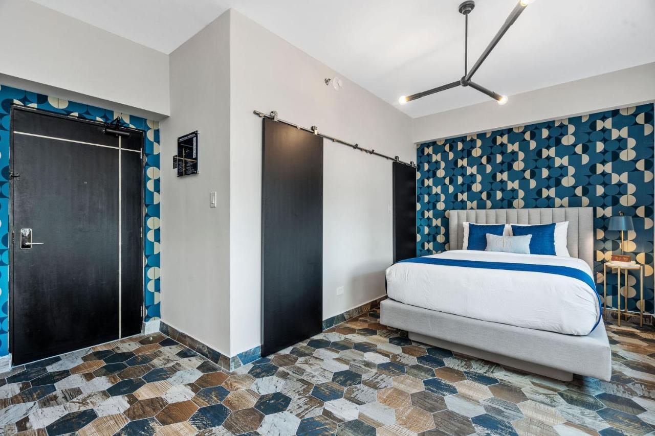 Miramar Jr Suite
