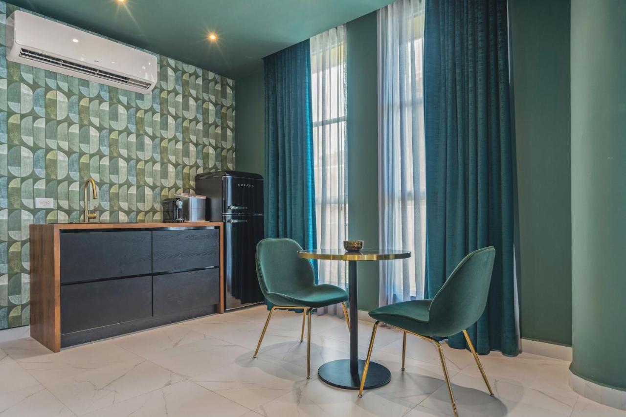 Miramar Executive Suite