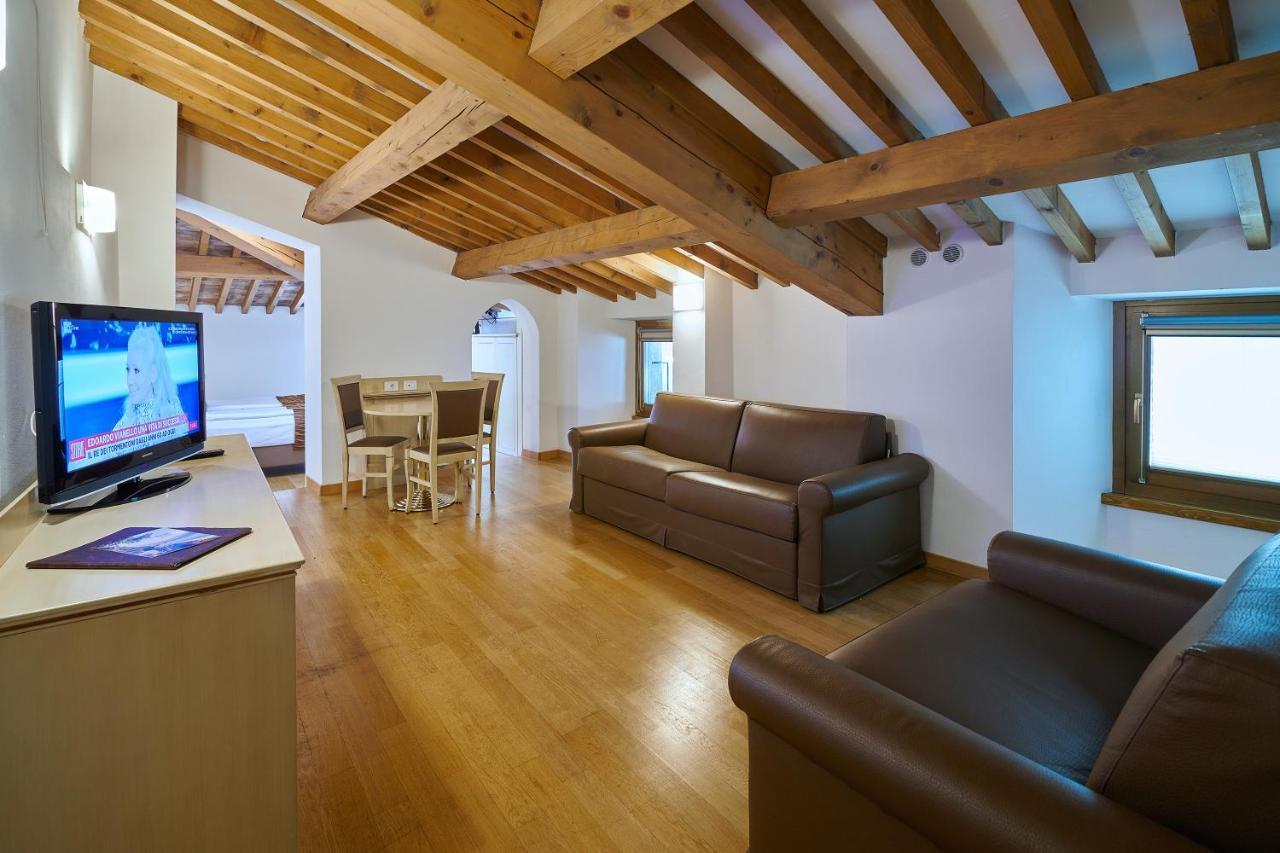 Standard Suite
