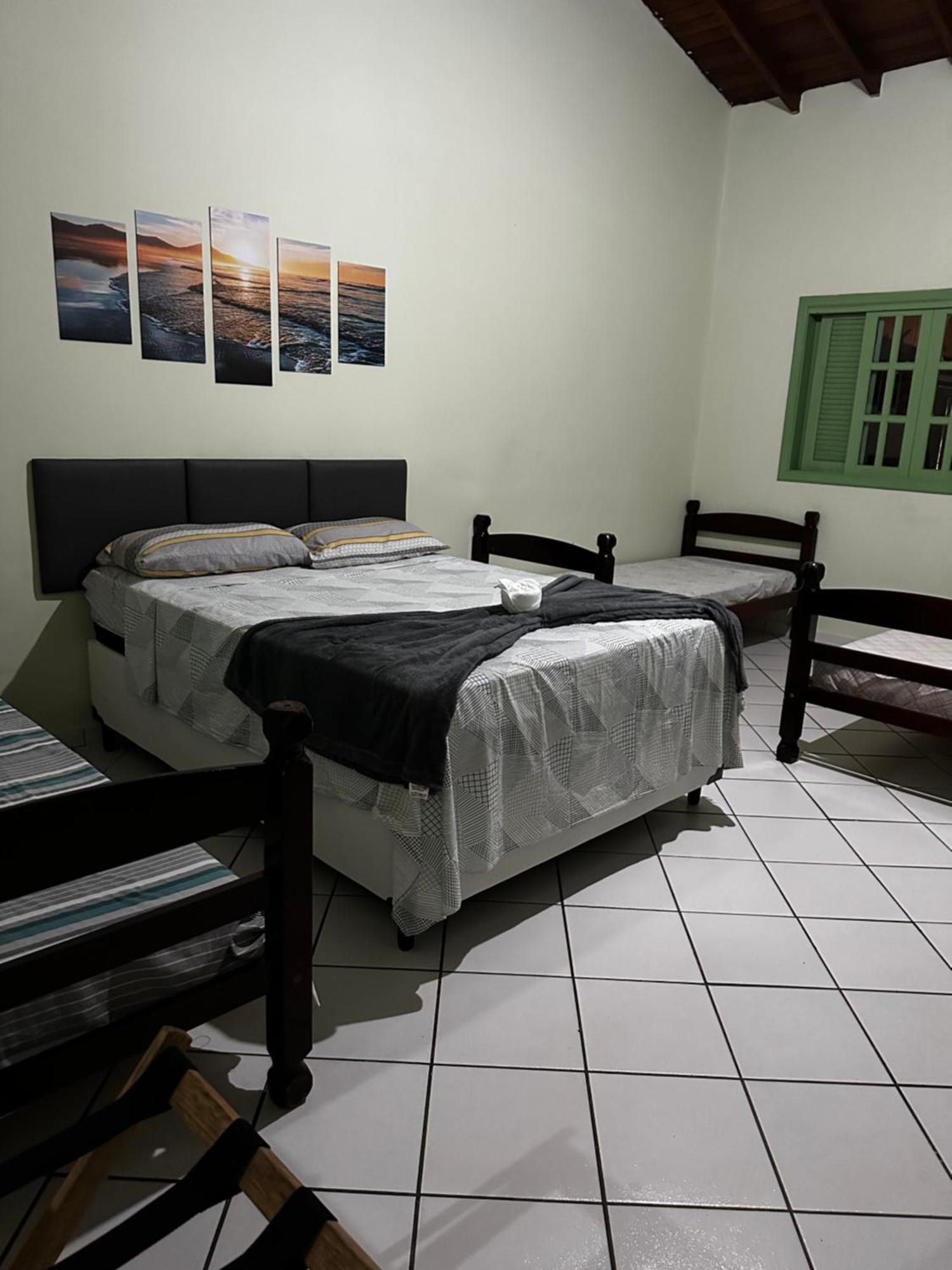 Quarto Família