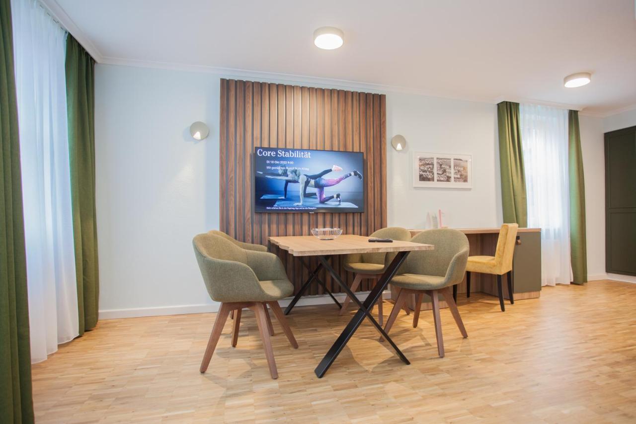Superior Apartment,1322949736:JPEG
