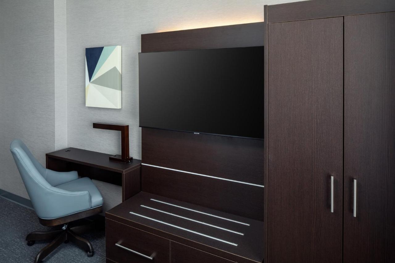 Standard Room Two Queen Beds