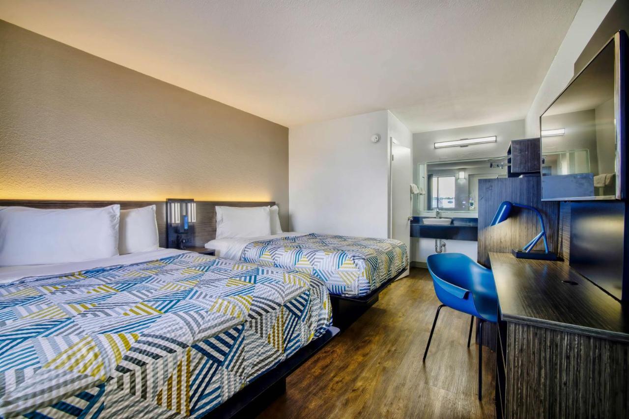 Quadruple Room Smoking