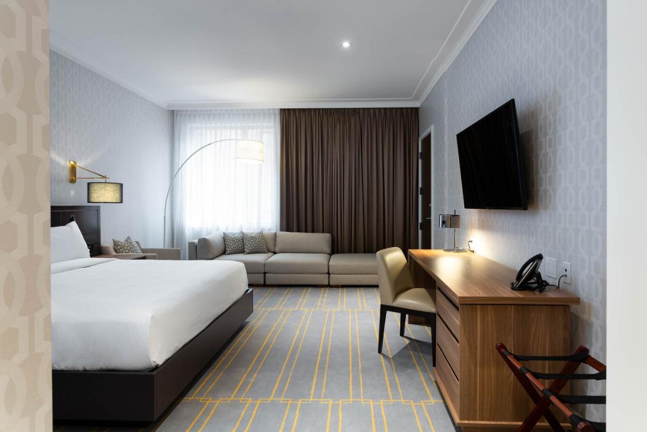 Accessible Room 1 King Bed