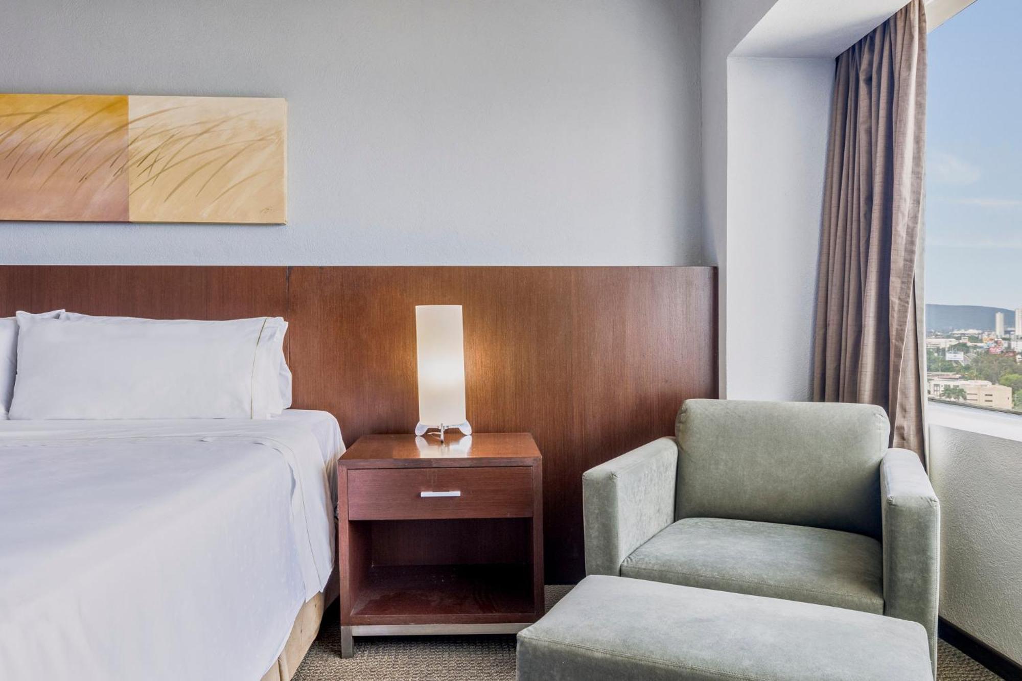 Executive Room 1 King