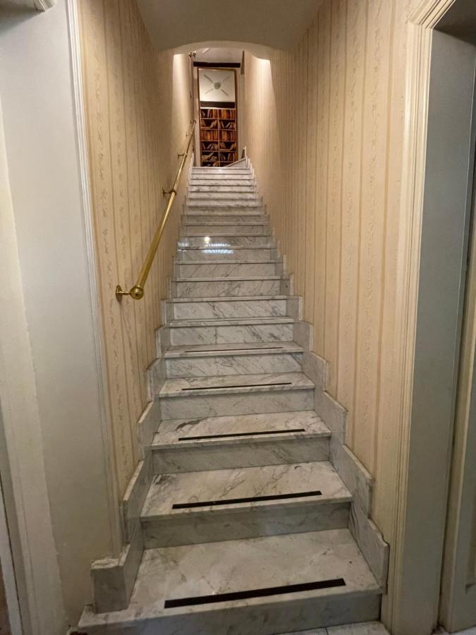 Double Room,1324444063:JPEG
