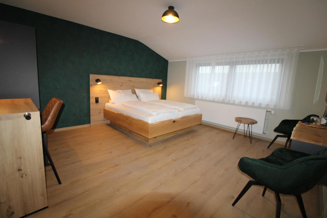 Großes Doppelzimmer