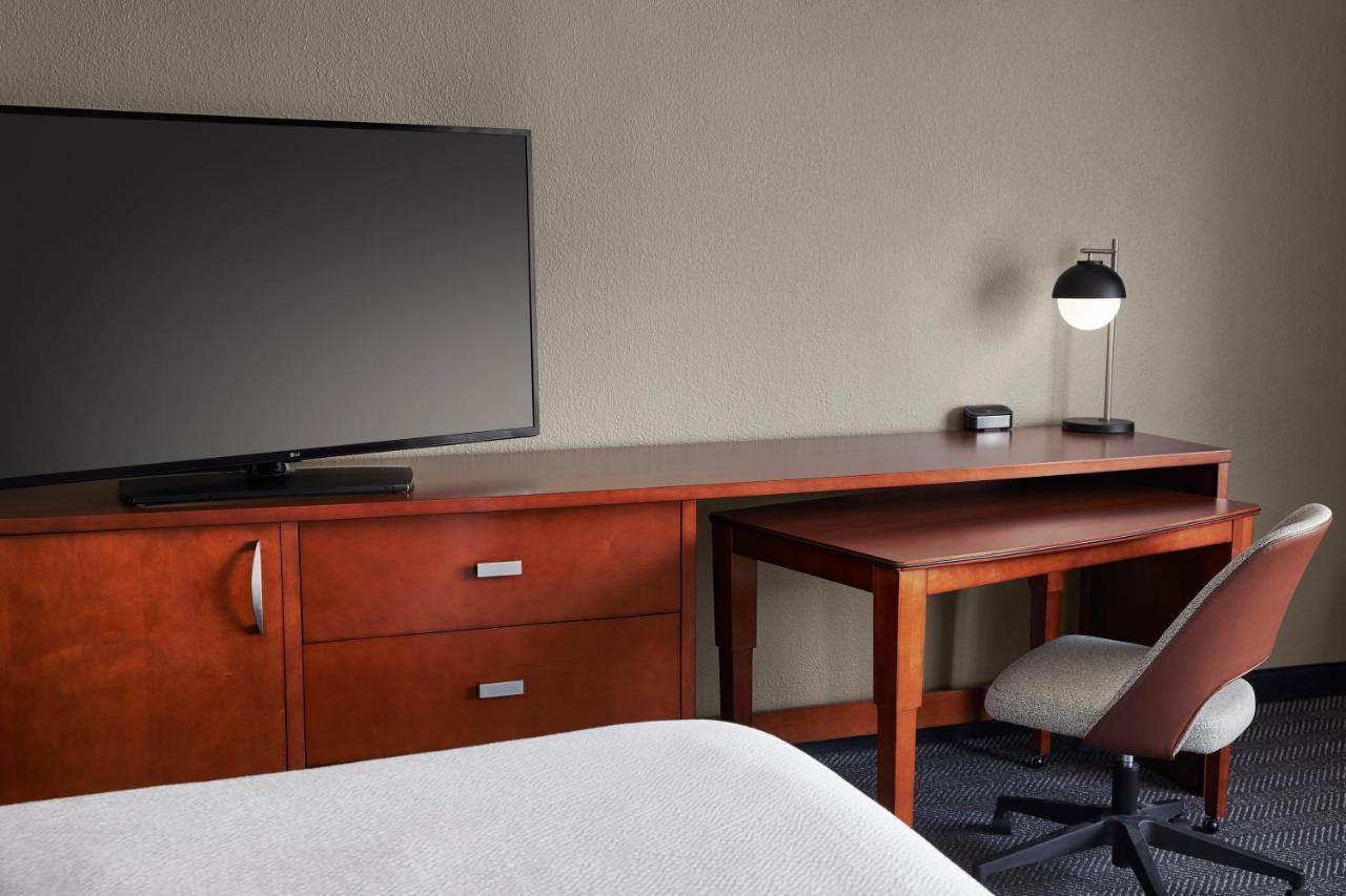 King Room with Sofa Bed