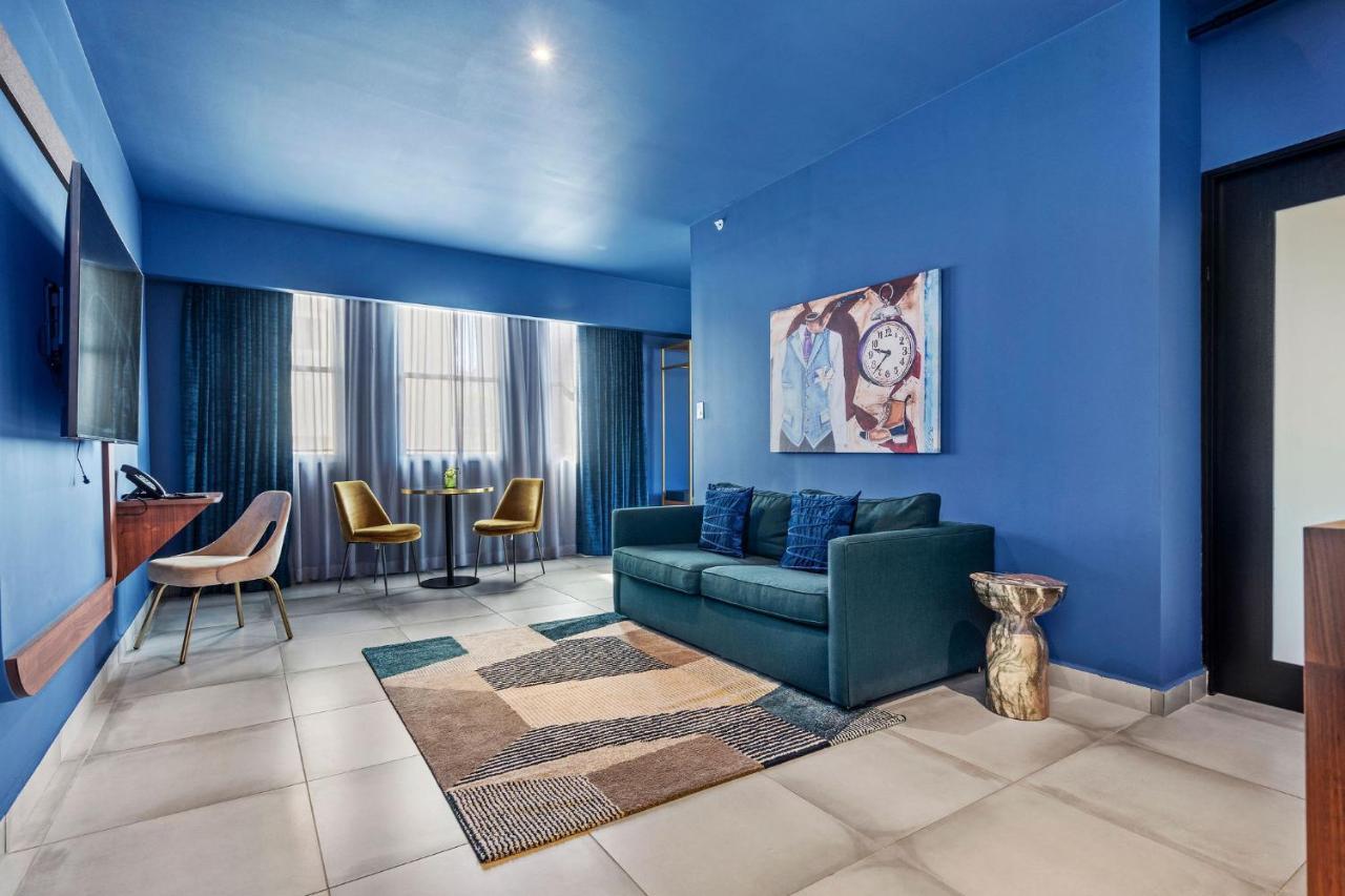 Miramar Premier Jr Suite