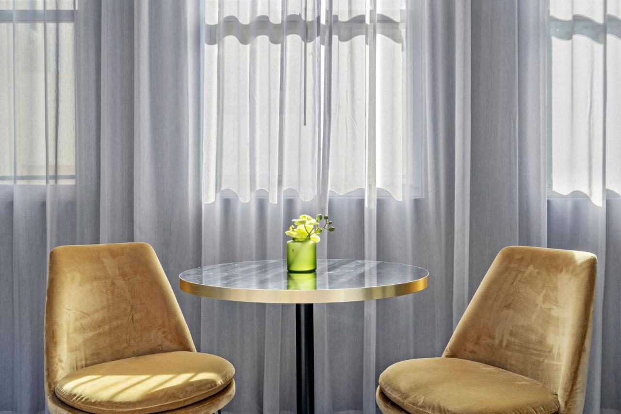 Miramar Premier Jr Suite