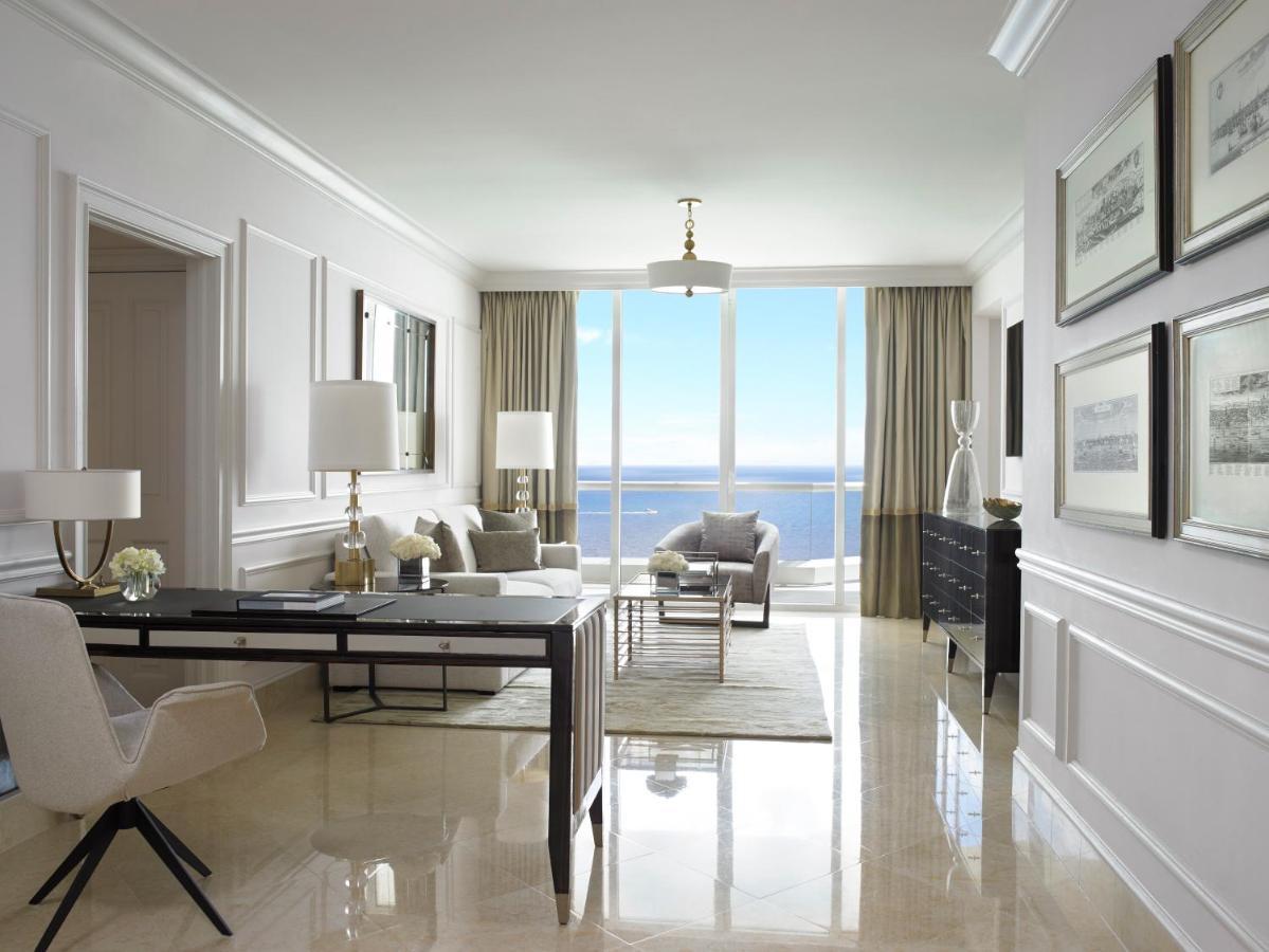 Deluxe One-Bedroom Suite Oceanfront