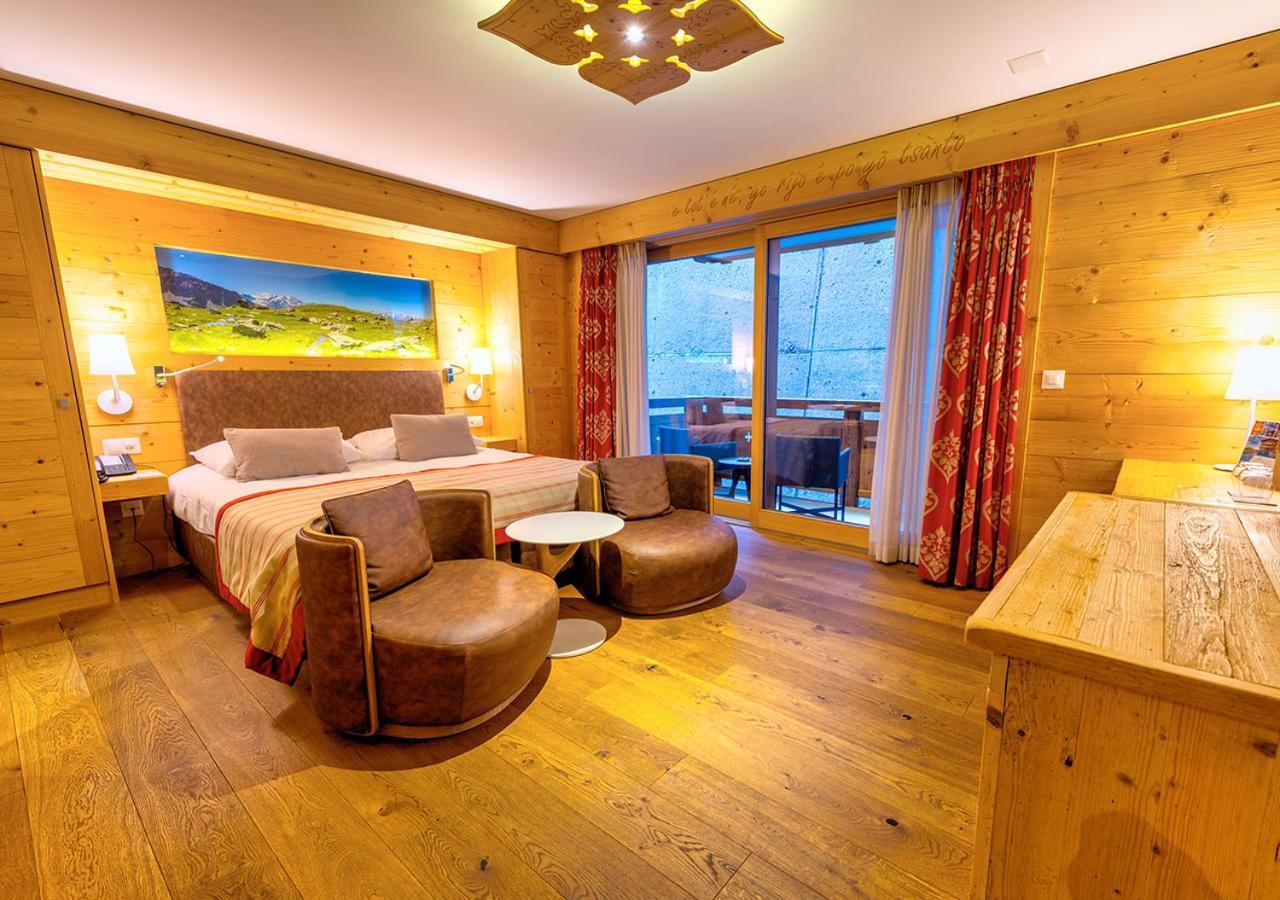 Cosy Room Without View
