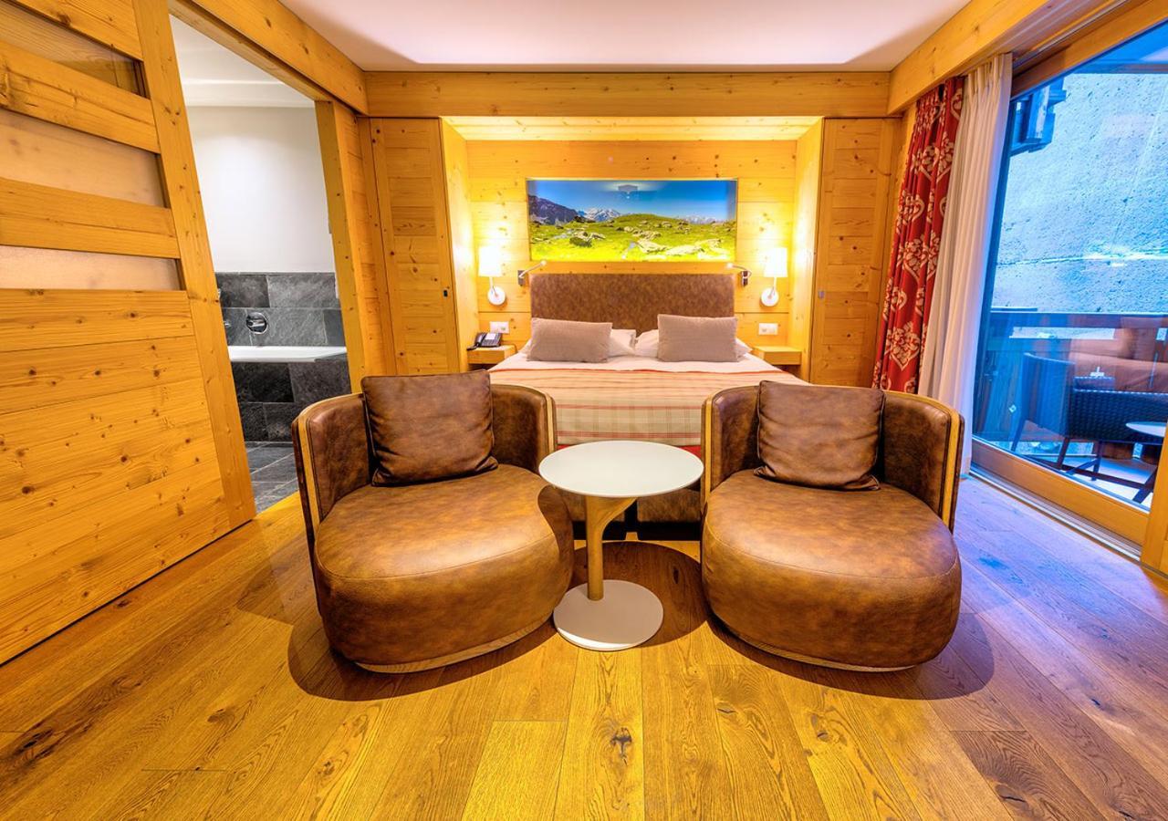 Cosy Room Without View
