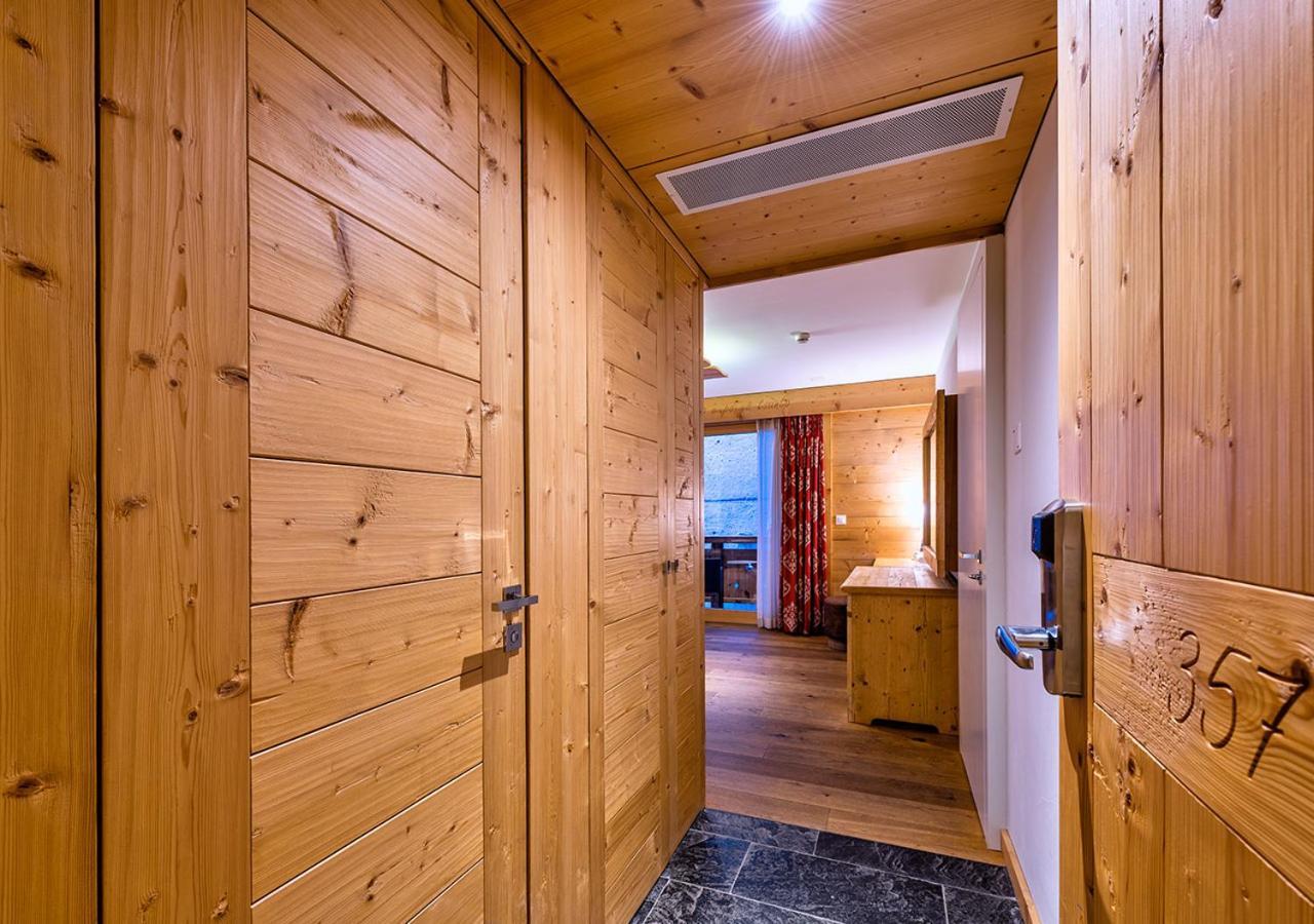 Cosy Room Without View