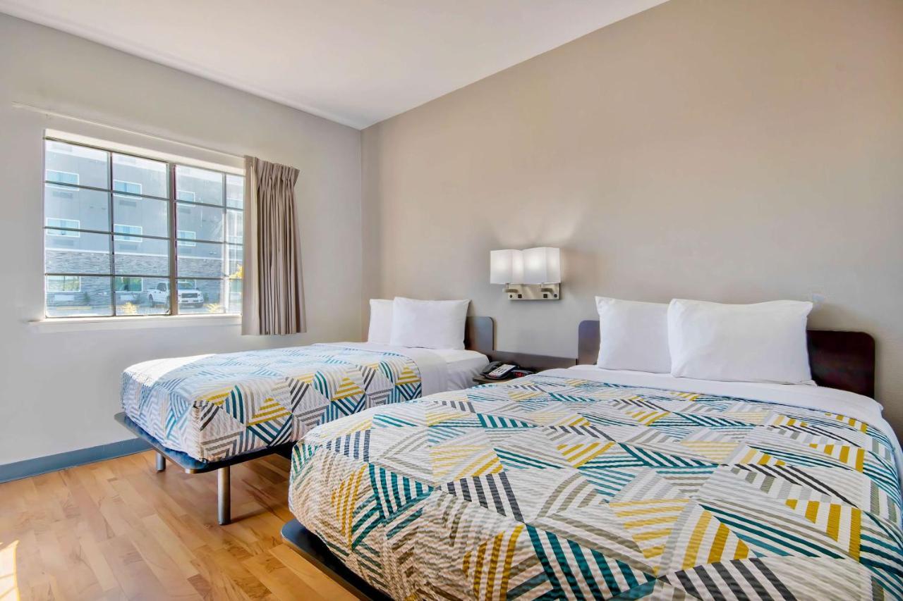 Quadruple Room - Non-Smoking