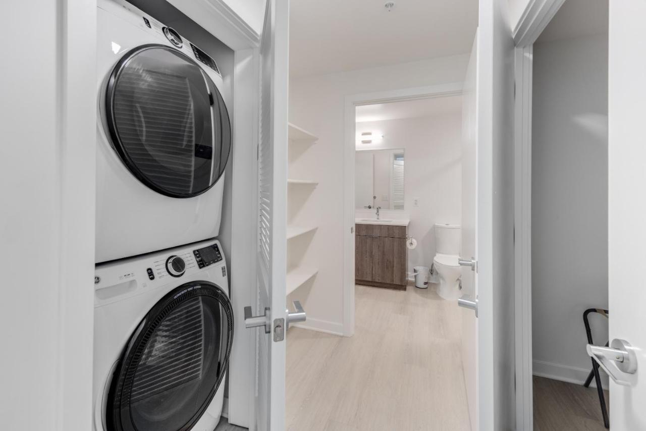 Deluxe One Bedroom Apartment