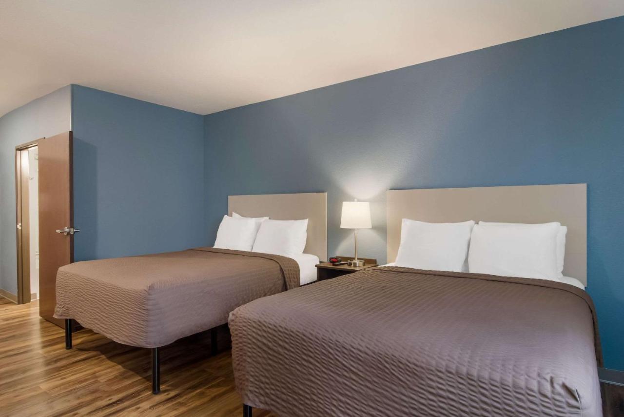 Standard Queen Room with Two Queen Beds - Non Smoking