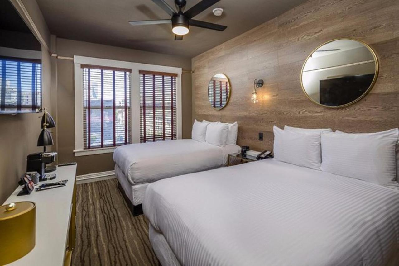 2 Full Beds | Non-Smoking