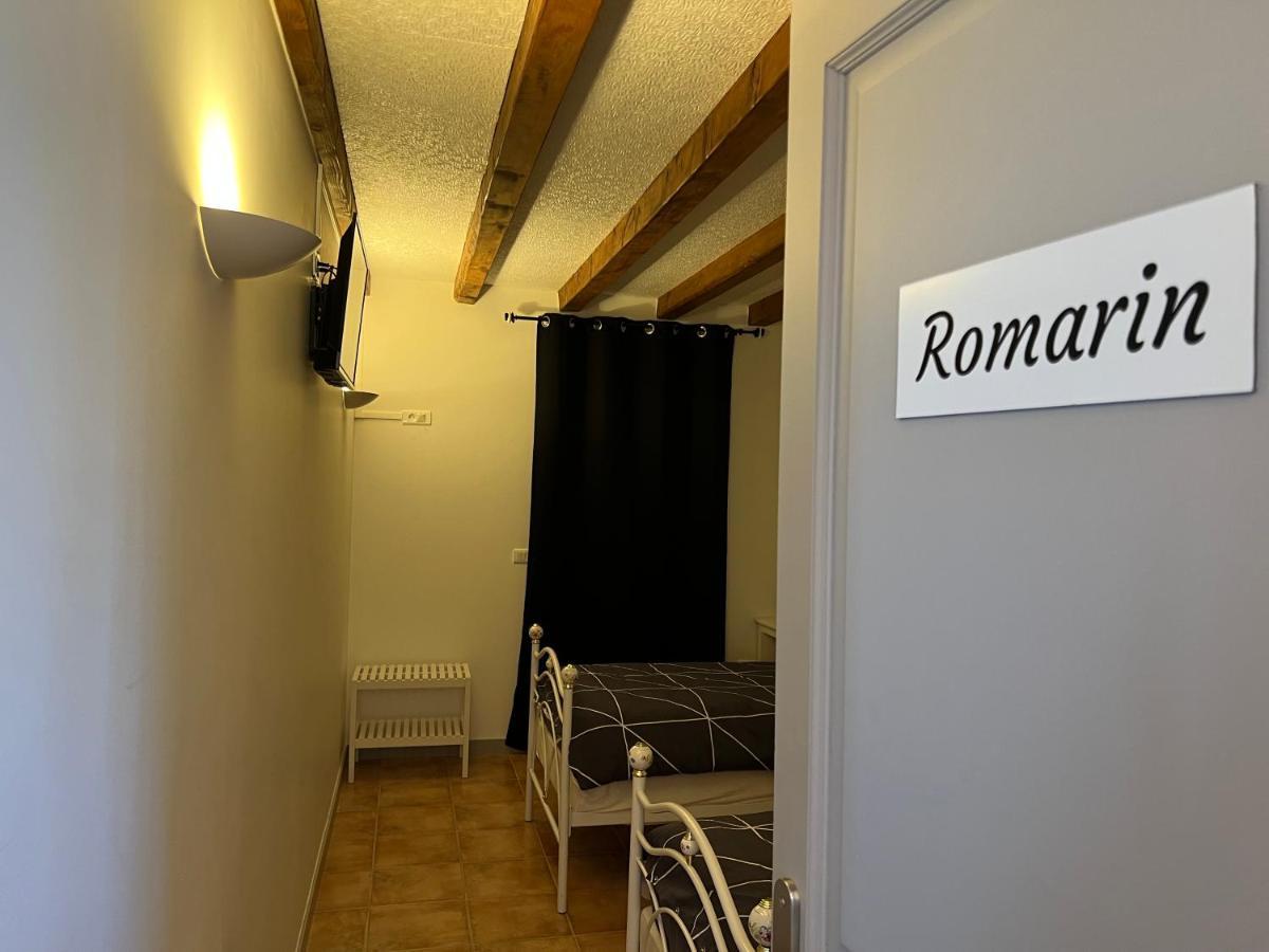 Chambre Double ou Lits Jumeaux avec Terrasse