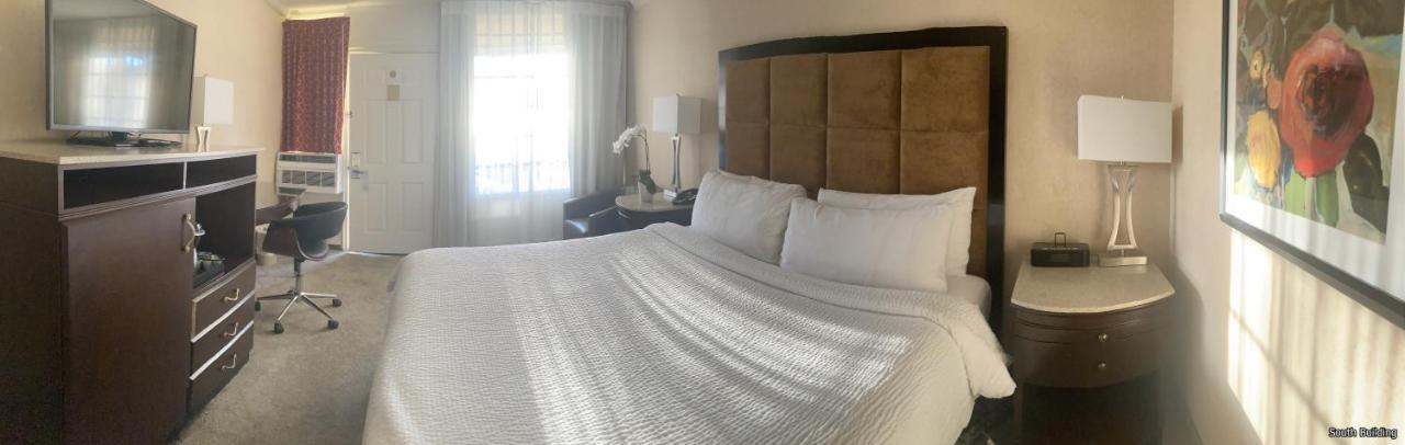 Standard King Room [South Building]