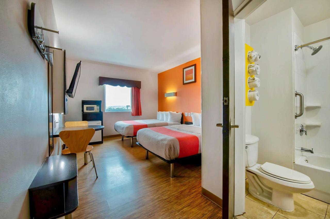 Quadruple Room Non-Smoking