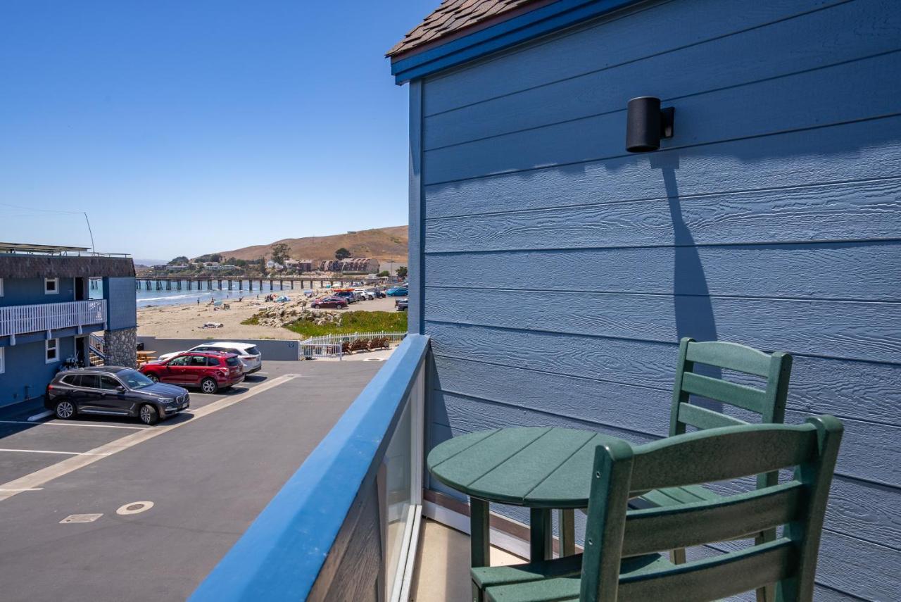 Partial Pier View Upstairs One King