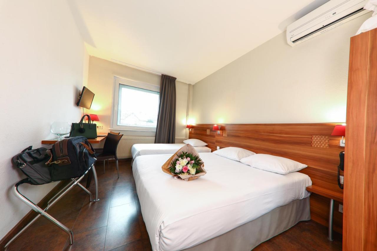Triple Room,1349942218:JPEG