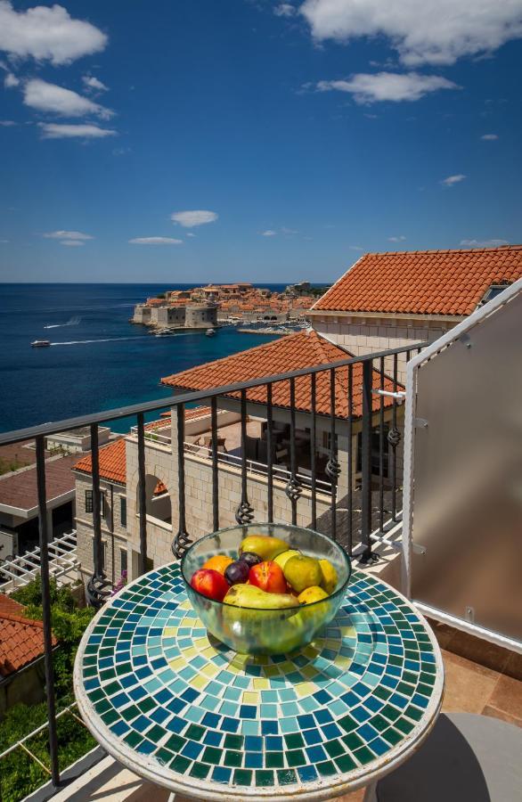 One-Bedroom Apartment Balcony Sea View