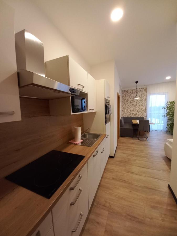 Apartment mit Balkon