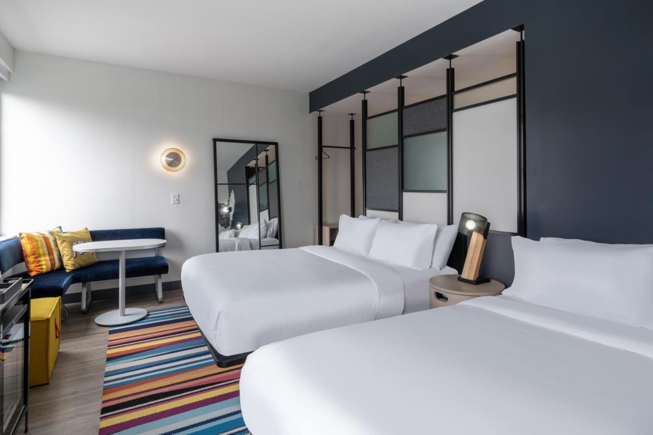 Savy Queen Room Two Queen Beds