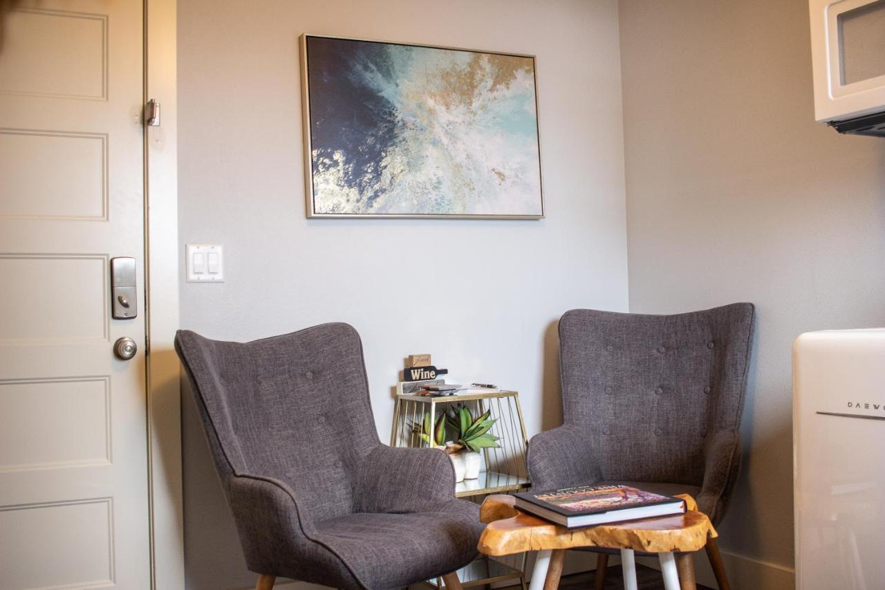 Queen Suite