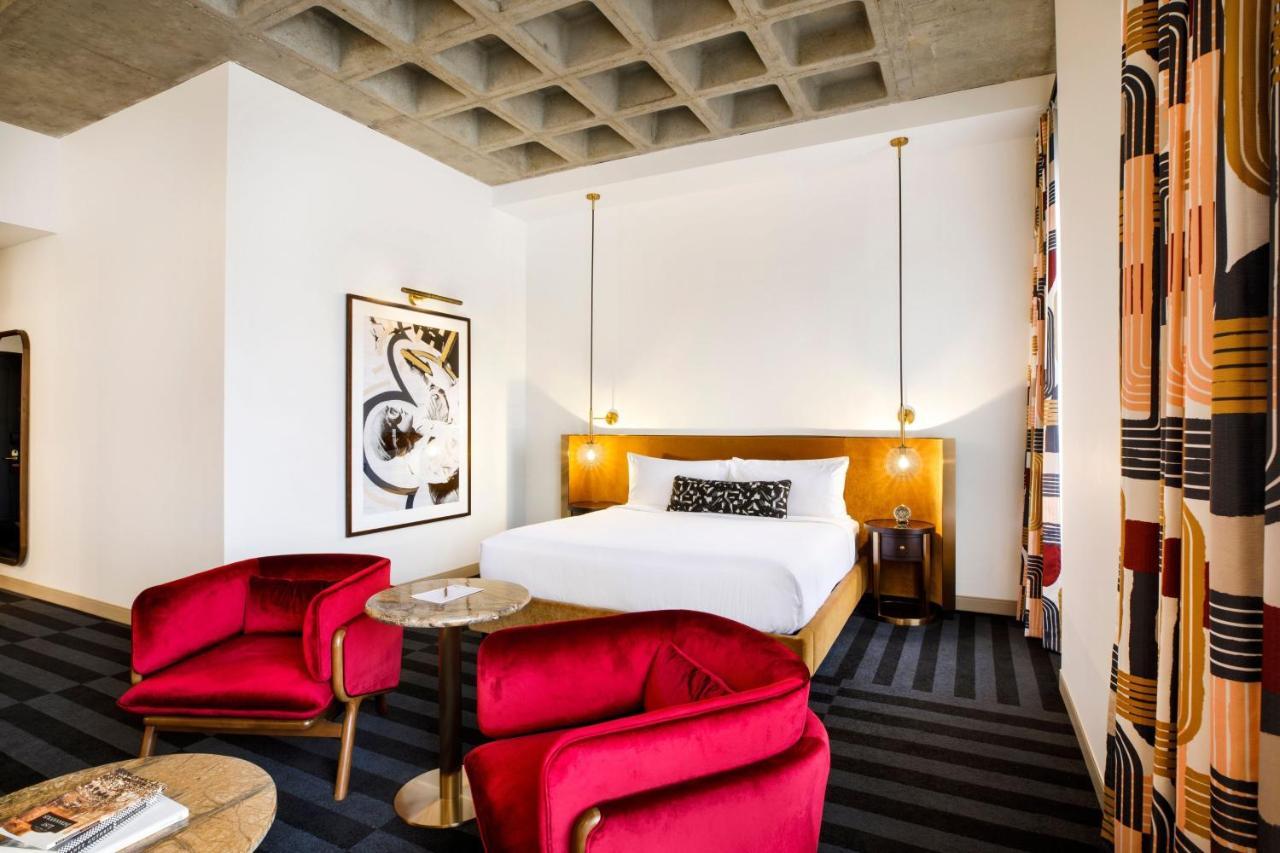 One-Bedroom King Suite City View