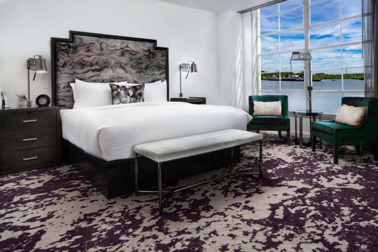 King Room River View